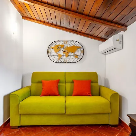 Cute In San Berillo - Urban Living At Its * Catania